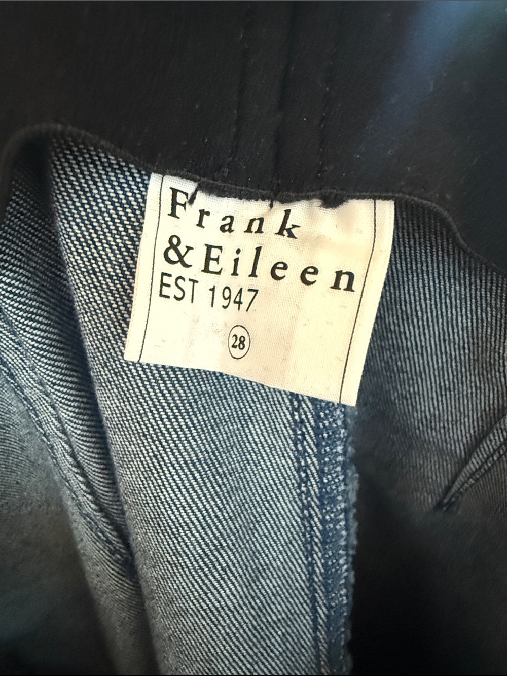Frank & Eileen FLANNIGAN ILLUSION
Flare Pull-On Denim Jeans Women’s size 28 - Picture 8 of 10